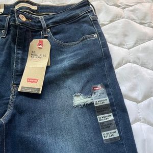 Levi’s 721 High Rise Skinny NWT